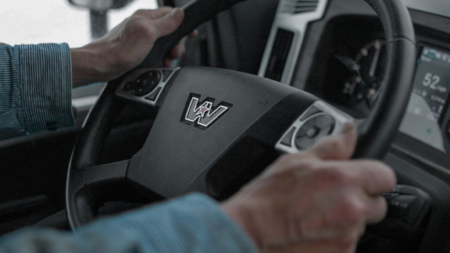 22000-03-wst-xseries-steeringwheel-912x694.jpg