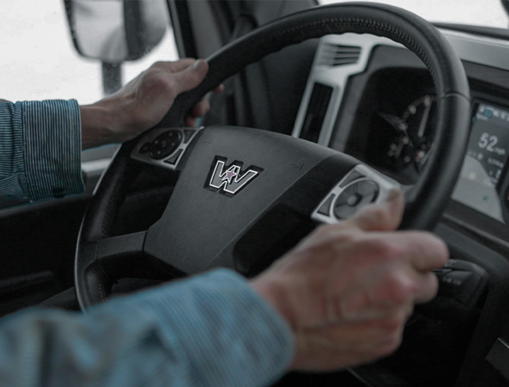 22000-03-wst-xseries-steeringwheel-912x694.jpg